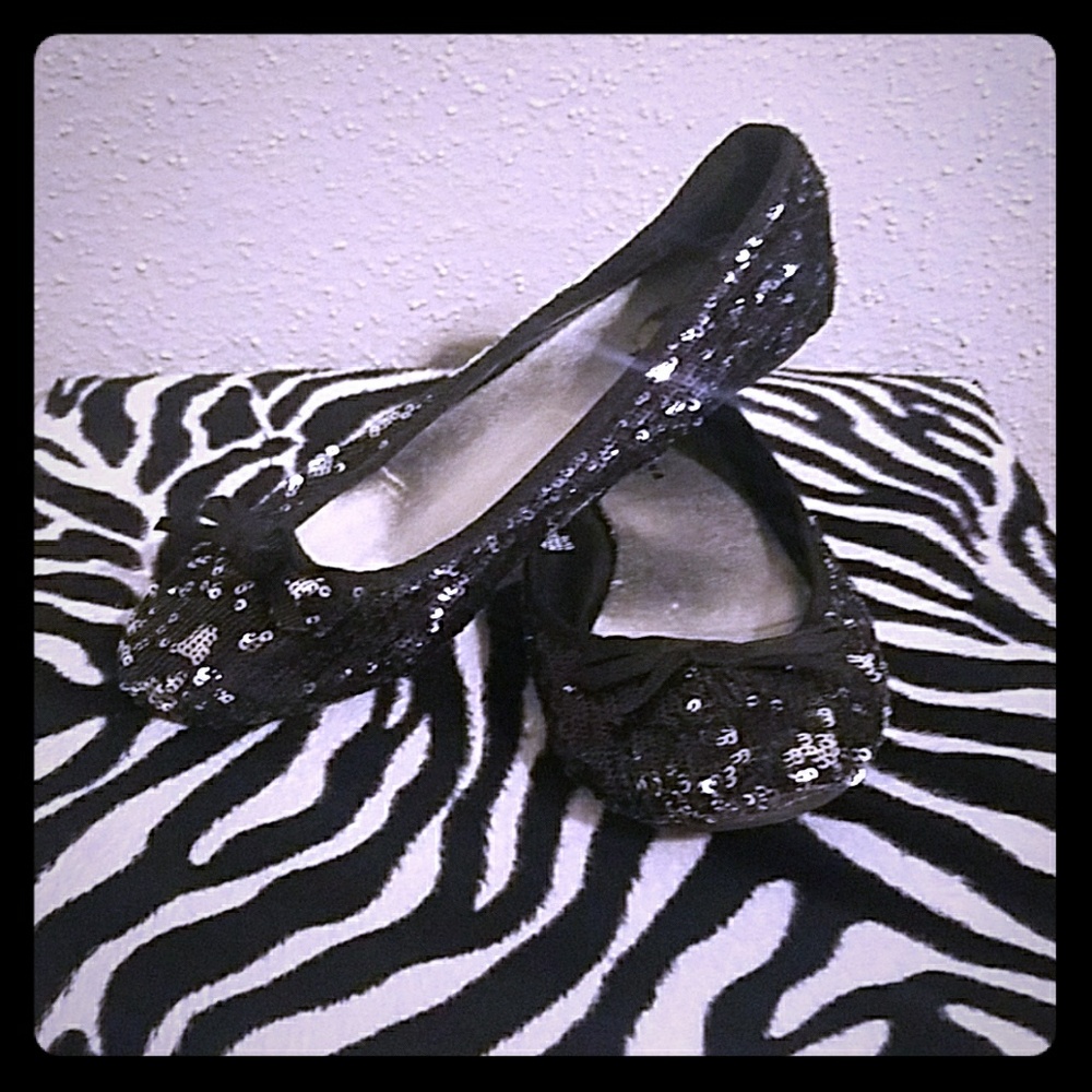 Black sequint Flats